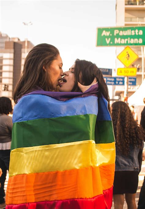 beso arcoiris imagenes|Qué es un beso arcoíris y cómo hacerlo sin riesgos